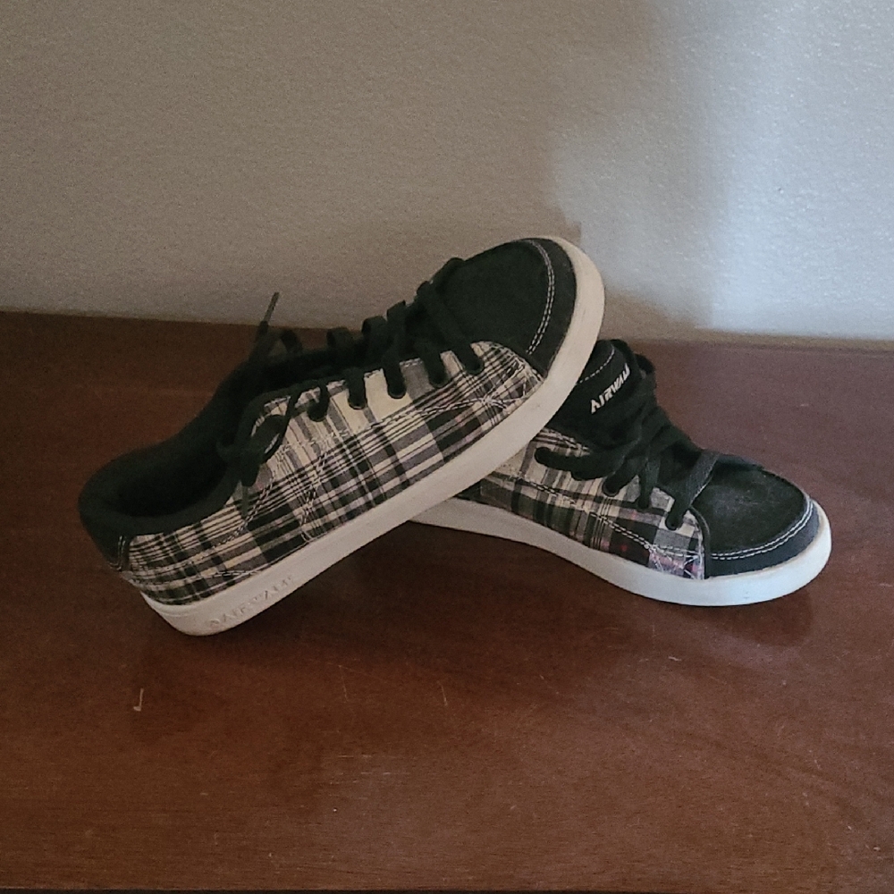 Airwalk Black and White Plaid Sneakers
